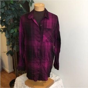 Evri long sleeve button down lightweight top Woman’s size 0X plaid